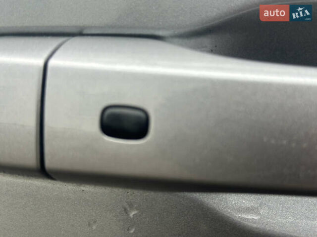 Серый Додж Джорни, объемом двигателя 2.4 л и пробегом 278 тыс. км за 10650 $, фото 13 на Automoto.ua