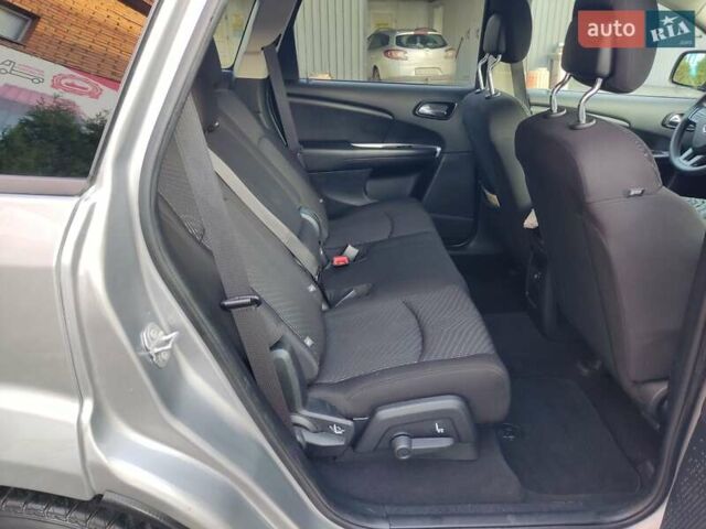 Серый Додж Джорни, объемом двигателя 2.4 л и пробегом 146 тыс. км за 10800 $, фото 18 на Automoto.ua