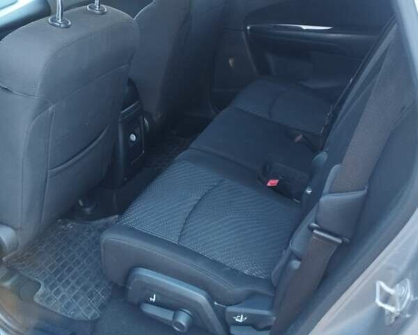 Серый Додж Джорни, объемом двигателя 0 л и пробегом 261 тыс. км за 9000 $, фото 14 на Automoto.ua