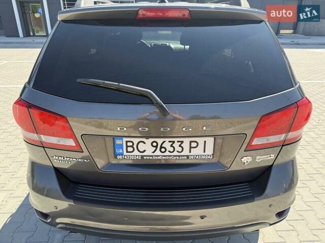 Серый Додж Джорни, объемом двигателя 3.61 л и пробегом 159 тыс. км за 15700 $, фото 7 на Automoto.ua