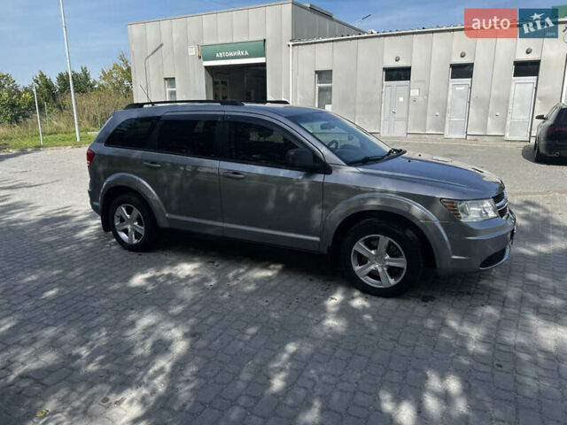 Сірий Додж Джорні, об'ємом двигуна 2.36 л та пробігом 171 тис. км за 13400 $, фото 18 на Automoto.ua