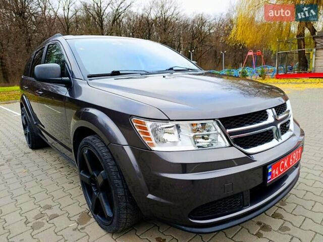 Сірий Додж Джорні, об'ємом двигуна 2.4 л та пробігом 153 тис. км за 10999 $, фото 4 на Automoto.ua
