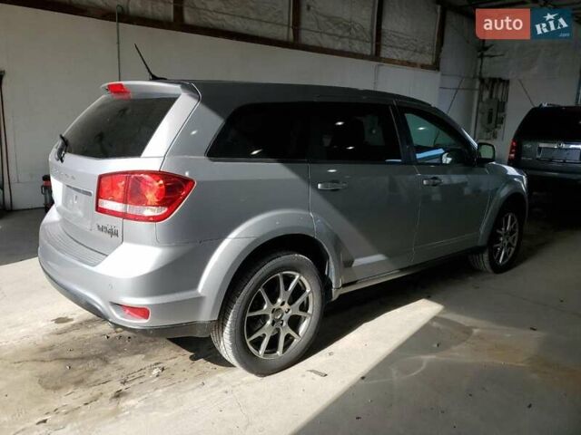 Серый Додж Джорни, объемом двигателя 0 л и пробегом 145 тыс. км за 1400 $, фото 2 на Automoto.ua