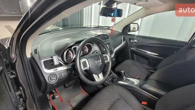 Серый Додж Джорни, объемом двигателя 2.36 л и пробегом 190 тыс. км за 14500 $, фото 20 на Automoto.ua