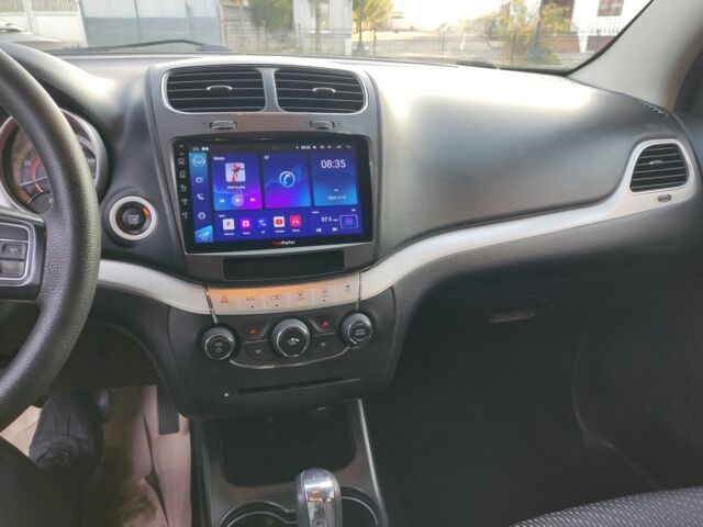 Серый Додж Джорни, объемом двигателя 2.4 л и пробегом 146 тыс. км за 10800 $, фото 8 на Automoto.ua