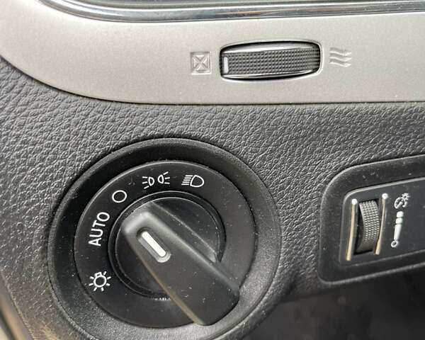 Сірий Додж Джорні, об'ємом двигуна 2.36 л та пробігом 258 тис. км за 9100 $, фото 32 на Automoto.ua
