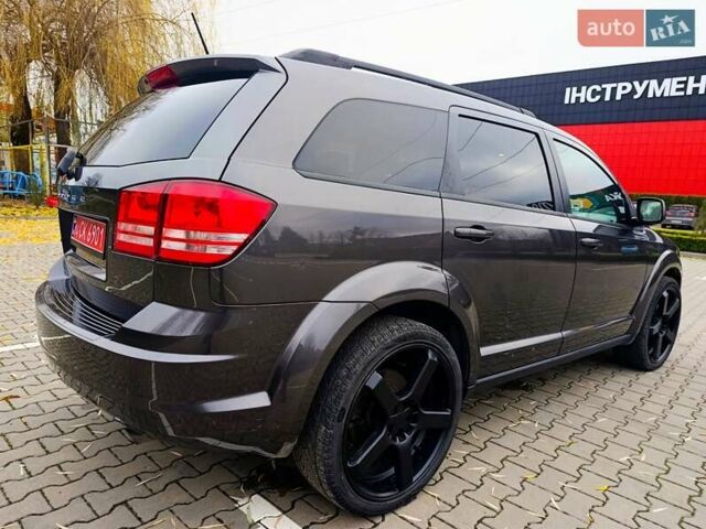 Сірий Додж Джорні, об'ємом двигуна 2.4 л та пробігом 153 тис. км за 10999 $, фото 9 на Automoto.ua