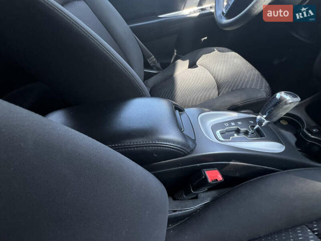 Сірий Додж Джорні, об'ємом двигуна 2.36 л та пробігом 82 тис. км за 11200 $, фото 18 на Automoto.ua
