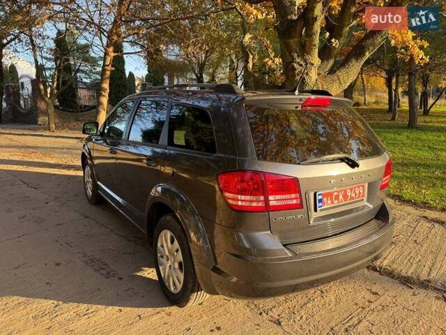Сірий Додж Джорні, об'ємом двигуна 2.36 л та пробігом 164 тис. км за 8999 $, фото 5 на Automoto.ua