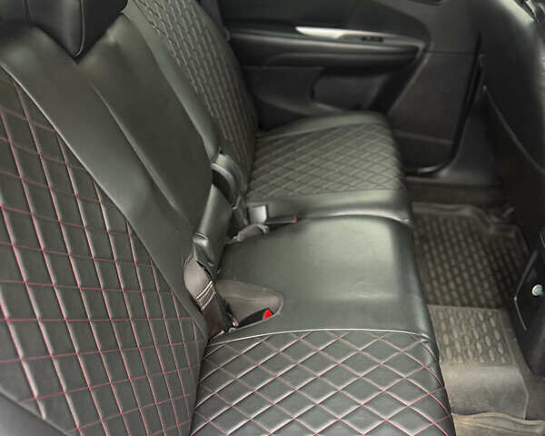 Сірий Додж Джорні, об'ємом двигуна 2.36 л та пробігом 110 тис. км за 12500 $, фото 7 на Automoto.ua