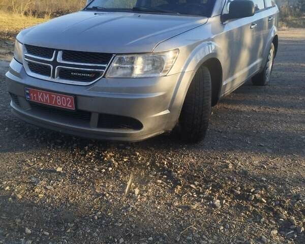Серый Додж Джорни, объемом двигателя 0 л и пробегом 261 тыс. км за 9000 $, фото 1 на Automoto.ua