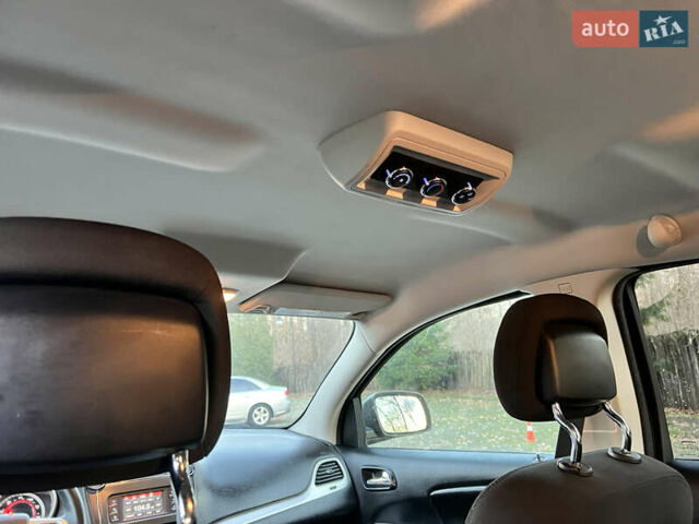 Сірий Додж Джорні, об'ємом двигуна 2.36 л та пробігом 117 тис. км за 10200 $, фото 16 на Automoto.ua