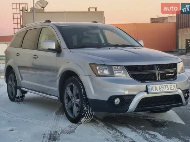 Серый Додж Джорни, объемом двигателя 3.6 л и пробегом 160 тыс. км за 15000 $, фото 2 на Automoto.ua