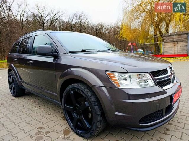 Сірий Додж Джорні, об'ємом двигуна 2.4 л та пробігом 153 тис. км за 10999 $, фото 5 на Automoto.ua