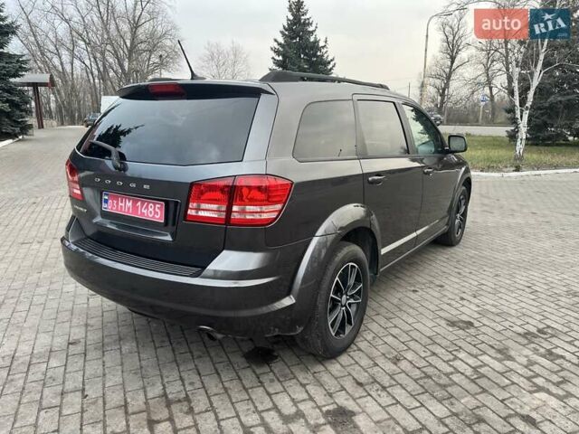 Серый Додж Джорни, объемом двигателя 2.36 л и пробегом 162 тыс. км за 11200 $, фото 2 на Automoto.ua