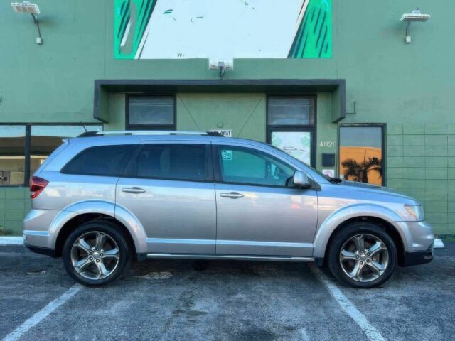 Серый Додж Джорни, объемом двигателя 3.6 л и пробегом 89 тыс. км за 5950 $, фото 7 на Automoto.ua