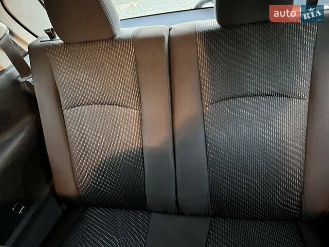 Сірий Додж Джорні, об'ємом двигуна 2.36 л та пробігом 117 тис. км за 10200 $, фото 15 на Automoto.ua