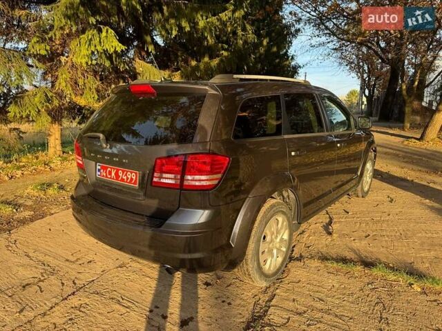 Сірий Додж Джорні, об'ємом двигуна 2.36 л та пробігом 164 тис. км за 8999 $, фото 7 на Automoto.ua