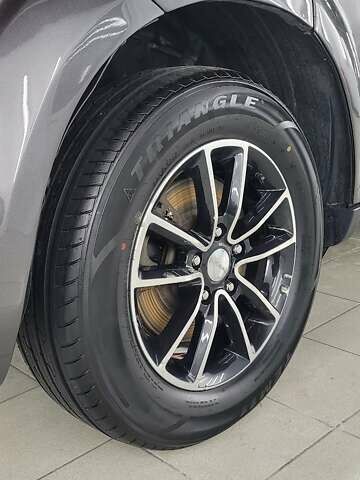 Серый Додж Джорни, объемом двигателя 2.36 л и пробегом 190 тыс. км за 14500 $, фото 14 на Automoto.ua