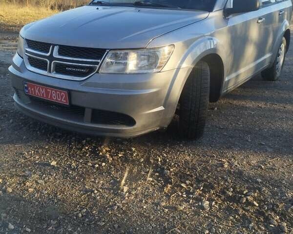 Серый Додж Джорни, объемом двигателя 0 л и пробегом 261 тыс. км за 9000 $, фото 2 на Automoto.ua