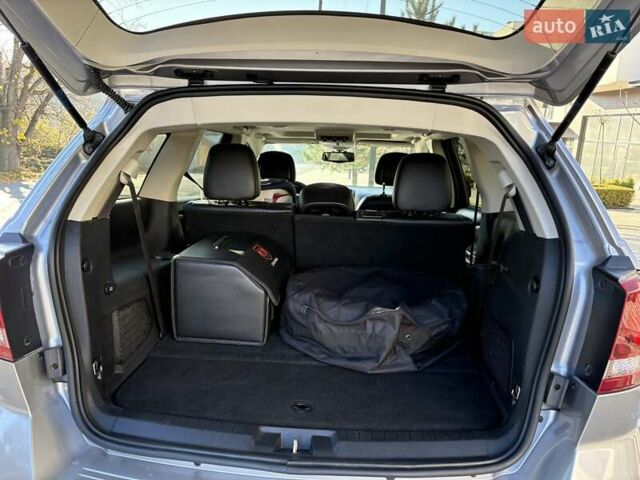 Серый Додж Джорни, объемом двигателя 2.36 л и пробегом 167 тыс. км за 10900 $, фото 6 на Automoto.ua