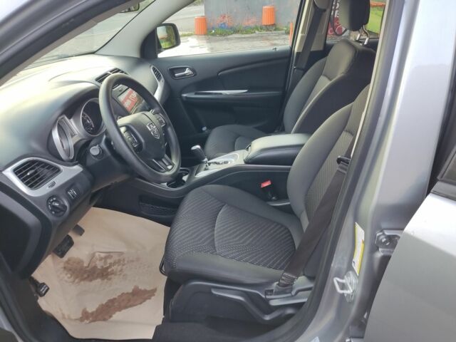 Серый Додж Джорни, объемом двигателя 2.4 л и пробегом 146 тыс. км за 10800 $, фото 9 на Automoto.ua