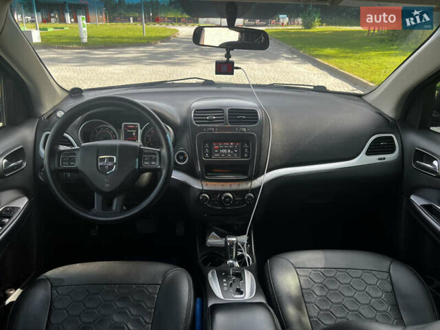 Сірий Додж Джорні, об'ємом двигуна 2.36 л та пробігом 171 тис. км за 13400 $, фото 27 на Automoto.ua