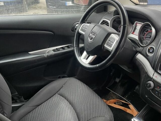 Серый Додж Джорни, объемом двигателя 2.4 л и пробегом 209 тыс. км за 8200 $, фото 6 на Automoto.ua