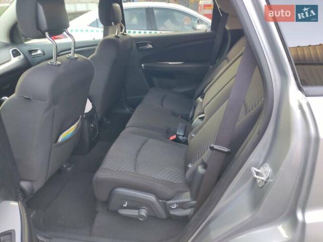 Серый Додж Джорни, объемом двигателя 2.4 л и пробегом 146 тыс. км за 10800 $, фото 16 на Automoto.ua