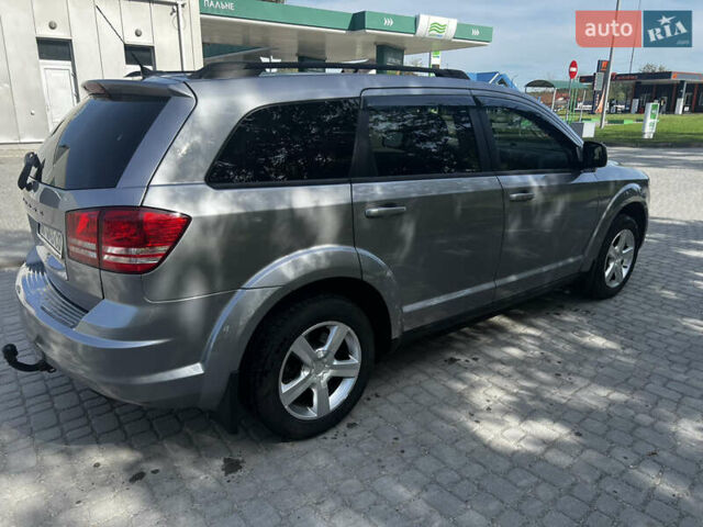Сірий Додж Джорні, об'ємом двигуна 2.36 л та пробігом 171 тис. км за 13400 $, фото 20 на Automoto.ua