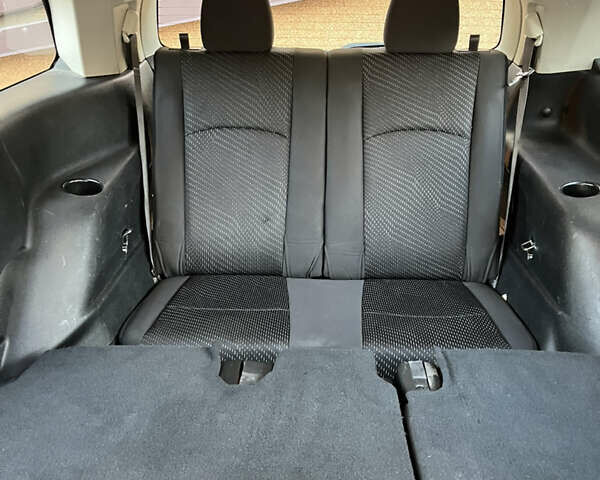 Сірий Додж Джорні, об'ємом двигуна 2.36 л та пробігом 225 тис. км за 9900 $, фото 16 на Automoto.ua