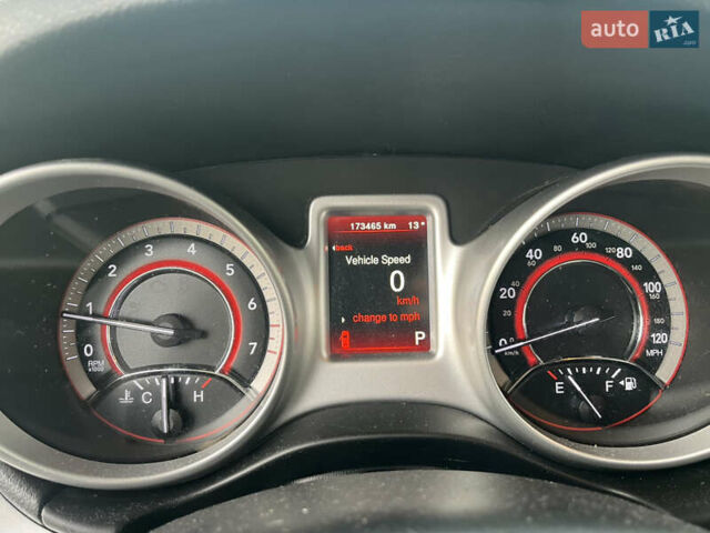 Серый Додж Джорни, объемом двигателя 2.4 л и пробегом 174 тыс. км за 10800 $, фото 11 на Automoto.ua