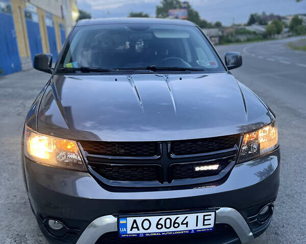 Серый Додж Джорни, объемом двигателя 3.6 л и пробегом 221 тыс. км за 13600 $, фото 11 на Automoto.ua