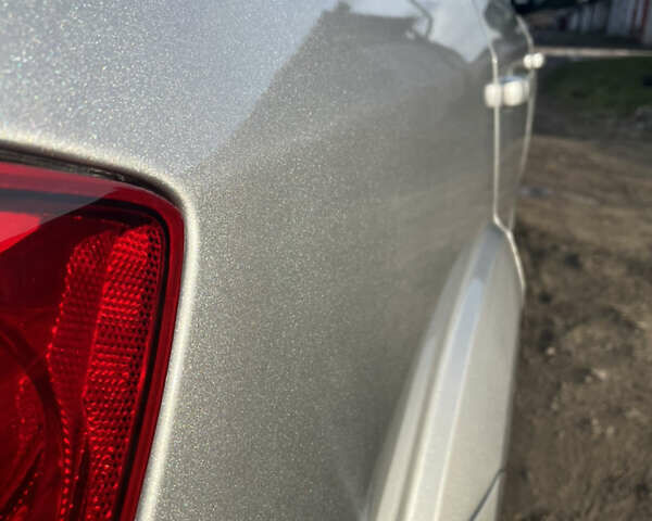 Серый Додж Джорни, объемом двигателя 2.36 л и пробегом 275 тыс. км за 13500 $, фото 3 на Automoto.ua