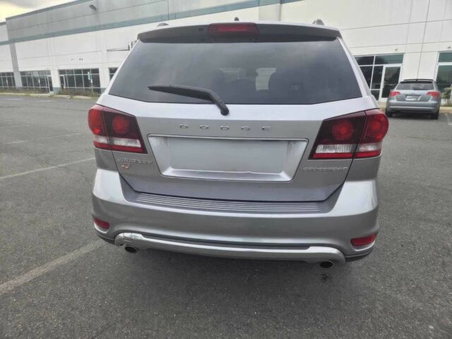 Серый Додж Джорни, объемом двигателя 3.6 л и пробегом 35 тыс. км за 3600 $, фото 5 на Automoto.ua