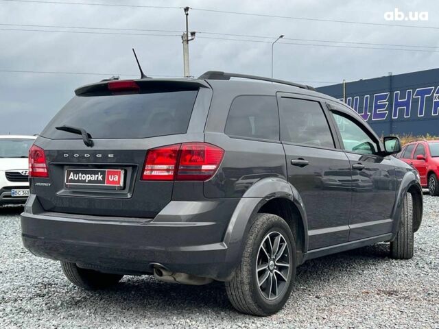 Серый Додж Джорни, объемом двигателя 2.4 л и пробегом 58 тыс. км за 13490 $, фото 8 на Automoto.ua