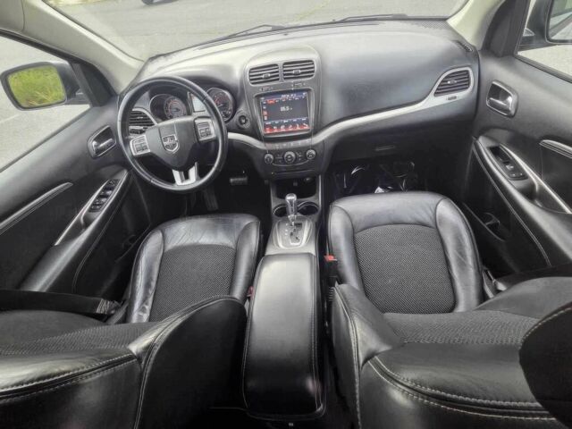 Серый Додж Джорни, объемом двигателя 3.6 л и пробегом 35 тыс. км за 3600 $, фото 8 на Automoto.ua