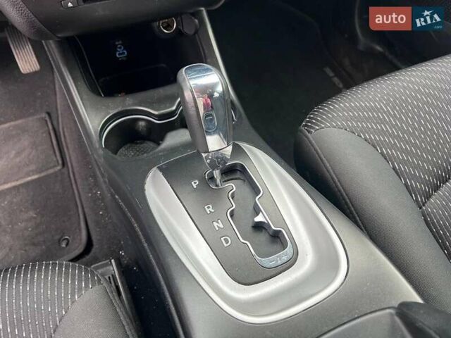 Сірий Додж Джорні, об'ємом двигуна 2.4 л та пробігом 58 тис. км за 13390 $, фото 28 на Automoto.ua