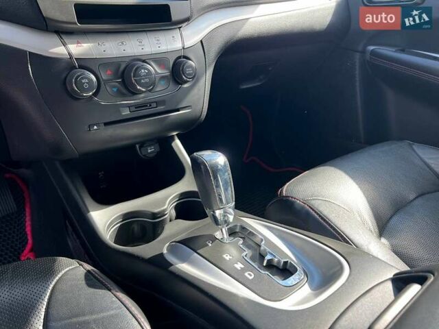 Серый Додж Джорни, объемом двигателя 3.6 л и пробегом 81 тыс. км за 14799 $, фото 16 на Automoto.ua