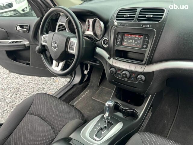 Серый Додж Джорни, объемом двигателя 2.4 л и пробегом 58 тыс. км за 13490 $, фото 42 на Automoto.ua