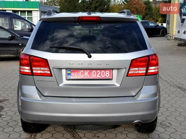 Додж Джорни 2018 в Львове на Automoto.ua Серый Додж Джорни, объемом двигателя 2.36 л и пробегом 176 тыс. км за 8999 $, фото 10 на Automoto.ua