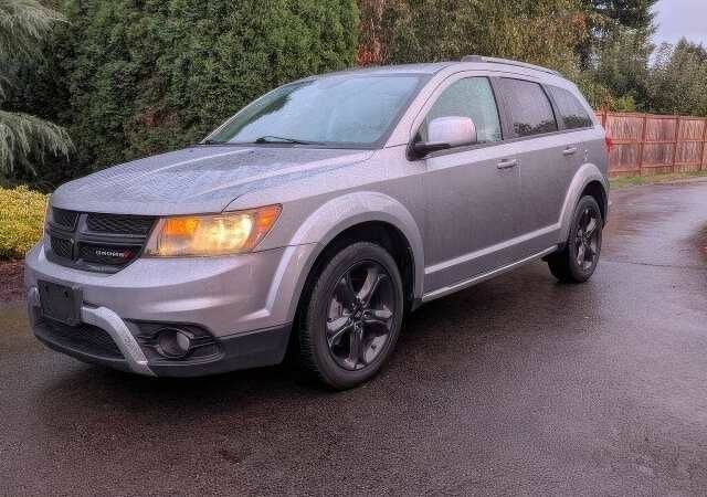 Додж Джорни 2018 в Львове на Automoto.ua Серый Додж Джорни, объемом двигателя 3.6 л и пробегом 88 тыс. км за 3000 $, фото 1 на Automoto.ua