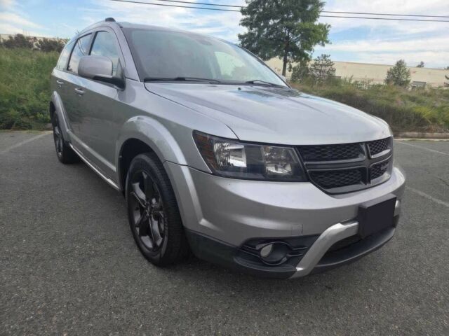 Серый Додж Джорни, объемом двигателя 3.6 л и пробегом 35 тыс. км за 3600 $, фото 2 на Automoto.ua