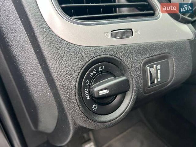 Сірий Додж Джорні, об'ємом двигуна 2.4 л та пробігом 58 тис. км за 13390 $, фото 19 на Automoto.ua