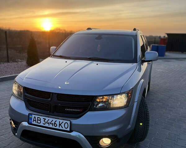 Серый Додж Джорни, объемом двигателя 3.6 л и пробегом 180 тыс. км за 14300 $, фото 11 на Automoto.ua