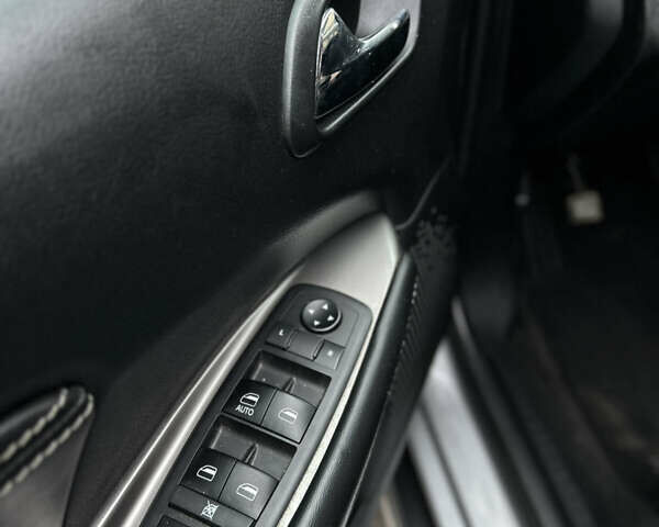 Серый Додж Джорни, объемом двигателя 3.6 л и пробегом 109 тыс. км за 14500 $, фото 16 на Automoto.ua