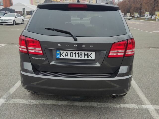 Сірий Додж Джорні, об'ємом двигуна 2.4 л та пробігом 142 тис. км за 13300 $, фото 6 на Automoto.ua