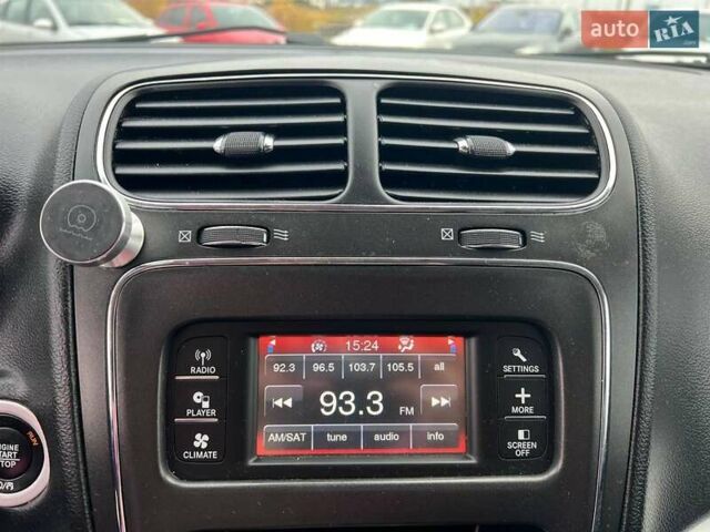 Сірий Додж Джорні, об'ємом двигуна 2.4 л та пробігом 58 тис. км за 13390 $, фото 26 на Automoto.ua