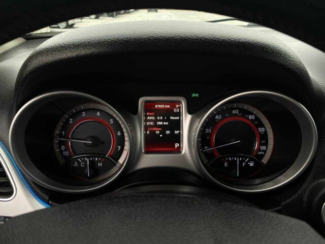 Серый Додж Джорни, объемом двигателя 2.4 л и пробегом 97 тыс. км за 11490 $, фото 18 на Automoto.ua