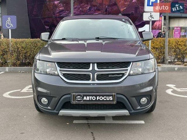 Серый Додж Джорни, объемом двигателя 3.61 л и пробегом 98 тыс. км за 17990 $, фото 2 на Automoto.ua